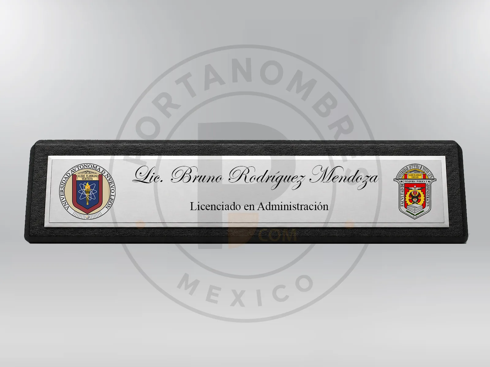 Portanombre corporativo con logotipo